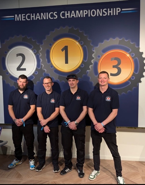 Dan with fellow competitors at the Shimano Mechanic Championships